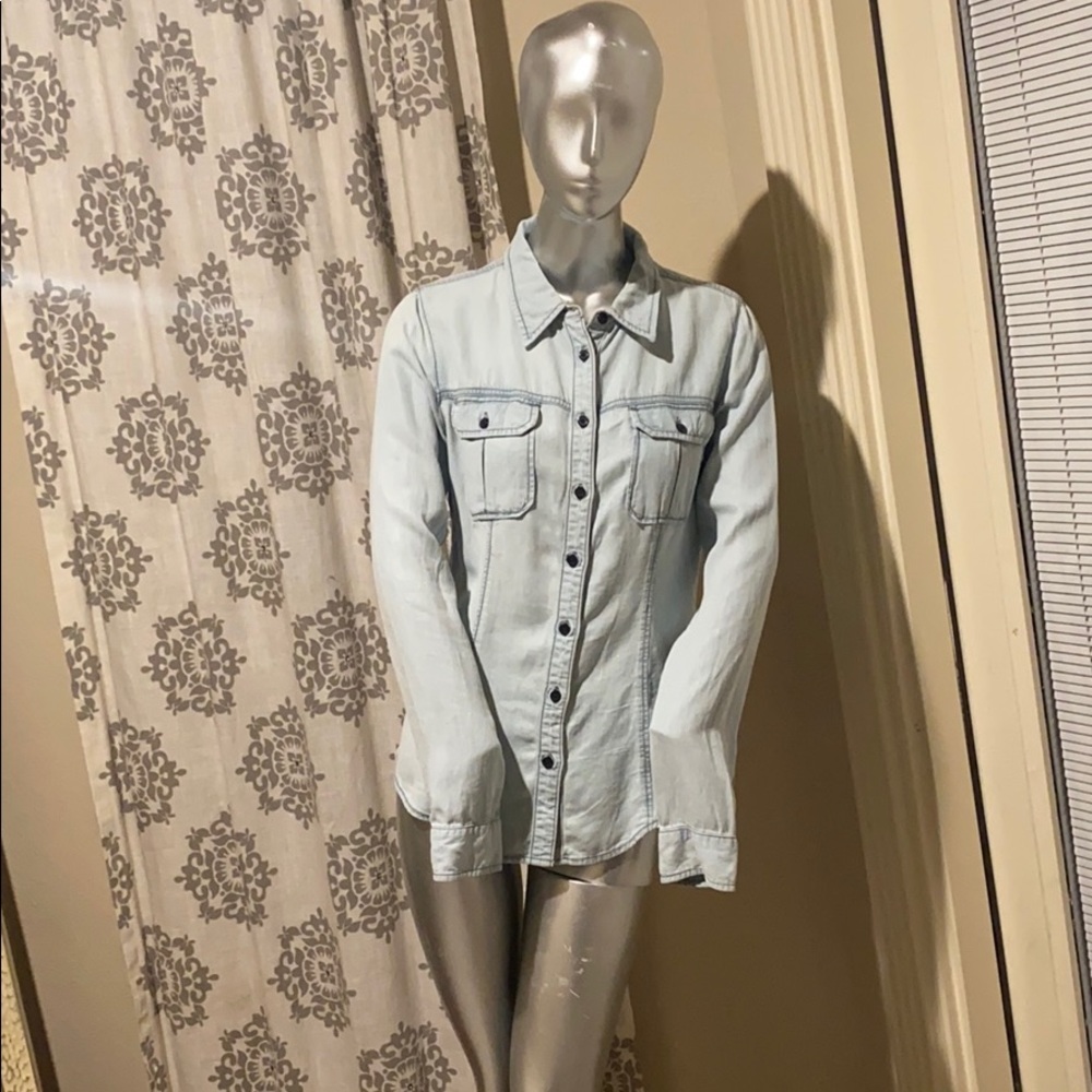 New Guess AL 1981 womens jean shirt medium